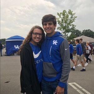 Meet your Posher, Anne peyton